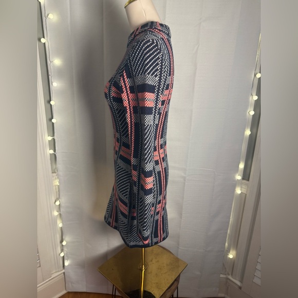 VENUS Blue and Red Sheath Dress Long Sleeve Mock Neck - Picture 3 of 8